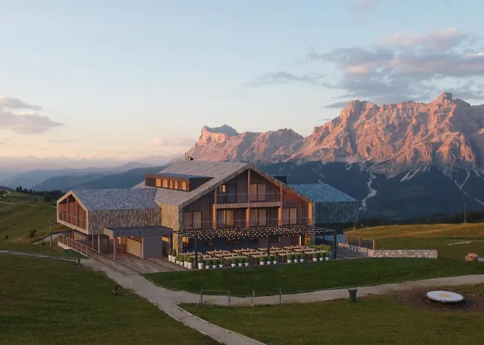 Rifugio Alpino Pralongia